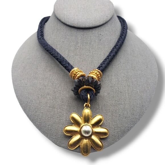 Pulcinno Black Corded Collar Necklace Matte Brushed Gold Tone Flower Pendant - Picture 3 of 11